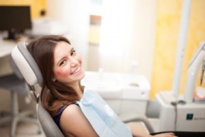 A patient visits her dentist in Lynchburg.